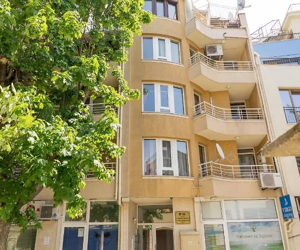 Sea Grape Wine Flat In Old Center