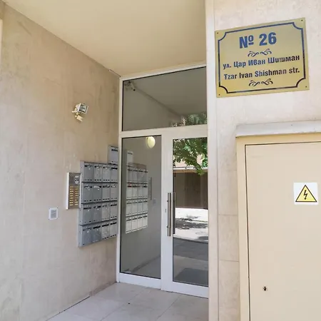 Sea Grape Wine Flat In Old Center * Варна