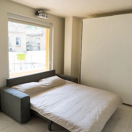 Sea Grape Wine Flat In Old Center * 瓦爾納