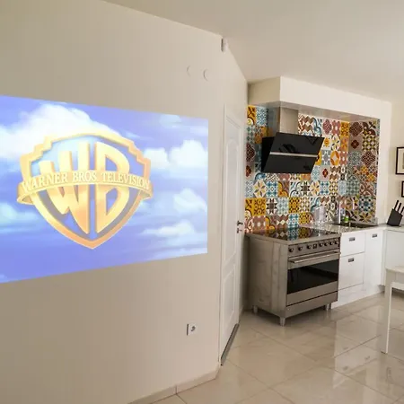 Sea Grape Wine Flat In Old Center 瓦爾納